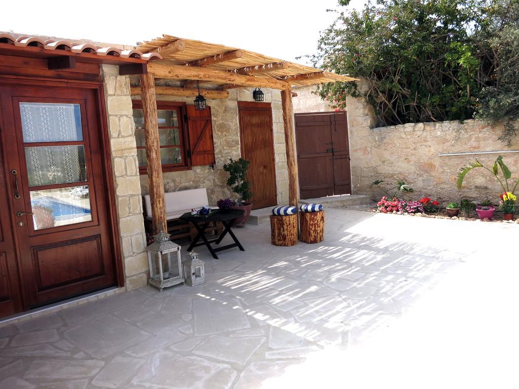 הוילה Polis Simona Stone House חדר תמונה